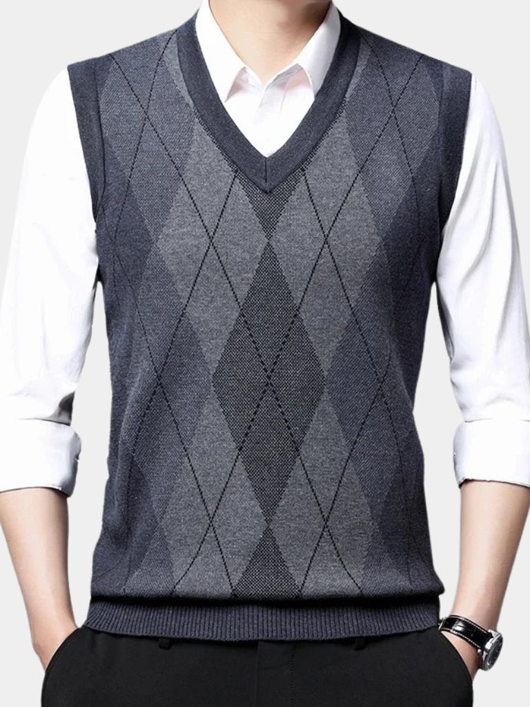 https://cdn.shopify.com/s/files/1/0713/1050/8289/files/academic-essential-knit-vest-cross-crown-900275.jpg?v=1770872456