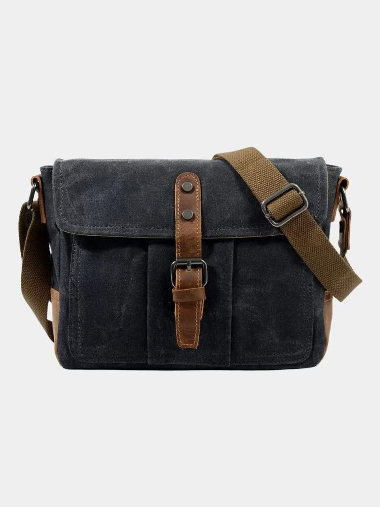 https://cdn.shopify.com/s/files/1/0713/1050/8289/files/balmoral-courier-transversal-bag-cross-crown-485919.jpg?v=1748047305