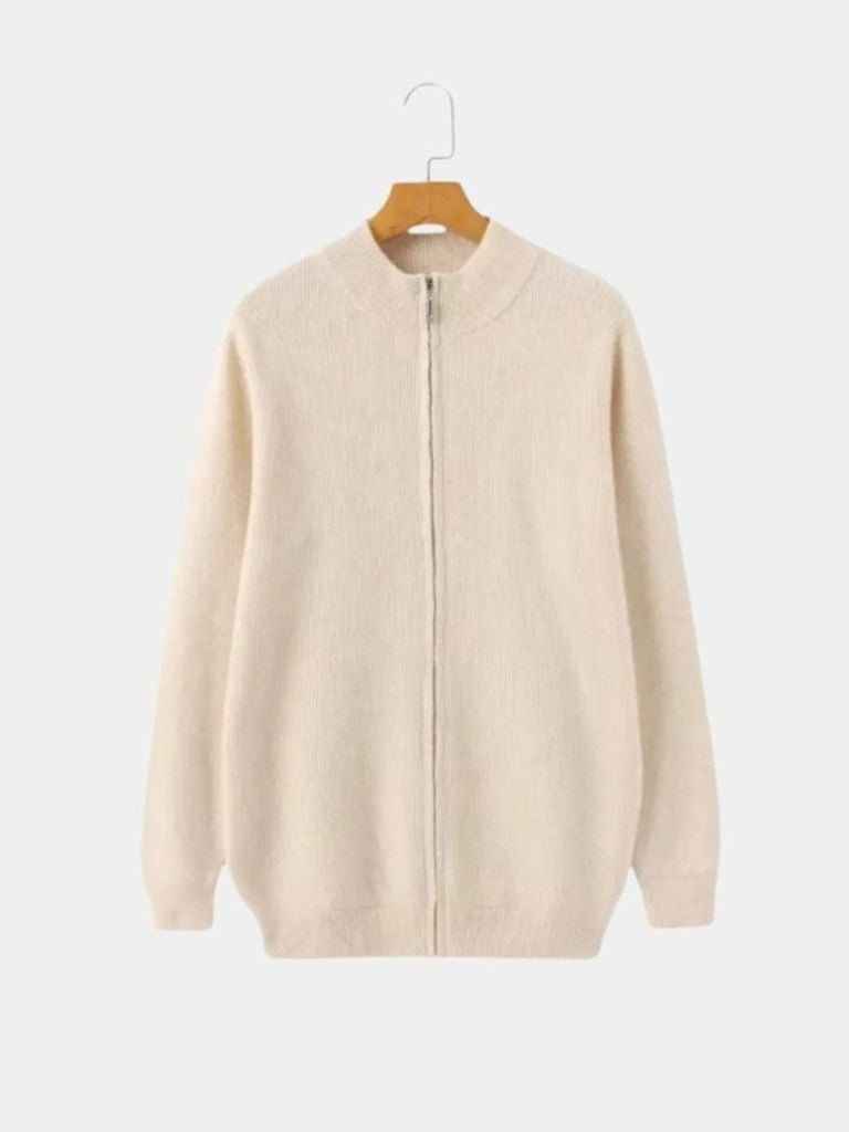 https://cdn.shopify.com/s/files/1/0713/1050/8289/files/cashmere-sweater-cross-crown-936537.jpg?v=1772721185