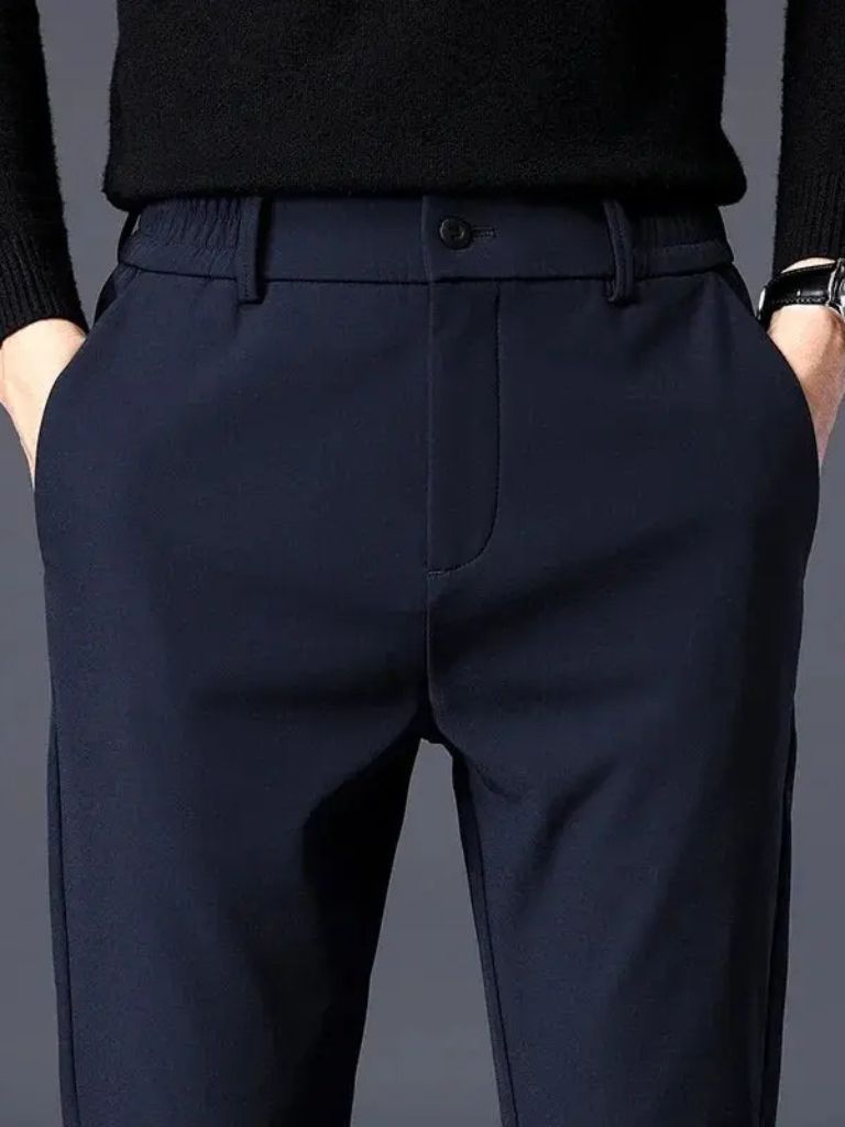 https://cdn.shopify.com/s/files/1/0713/1050/8289/files/essential-stretchy-trousers-cross-crown-915844.jpg?v=1754071110