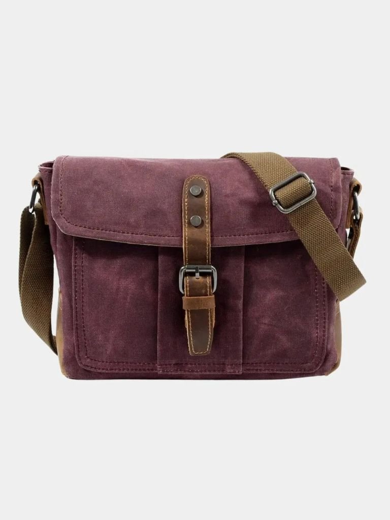 https://cdn.shopify.com/s/files/1/0713/1050/8289/files/balmoral-courier-transversal-bag-cross-crown-310817.jpg?v=1748047306
