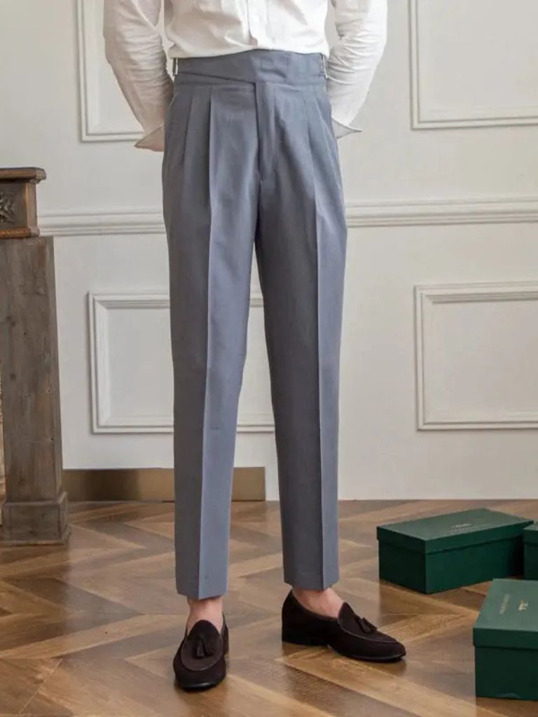 https://cdn.shopify.com/s/files/1/0713/1050/8289/files/classique-refined-trousers-cross-crown-672256.jpg?v=1754024180