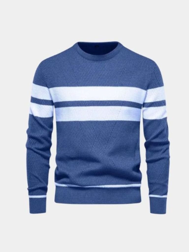 https://cdn.shopify.com/s/files/1/0713/1050/8289/files/essential-casual-sweater-cross-crown-993653.jpg?v=1770872299