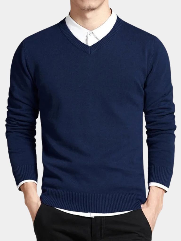 https://cdn.shopify.com/s/files/1/0713/1050/8289/files/essential-pullover-cross-crown-319278.jpg?v=1772480535