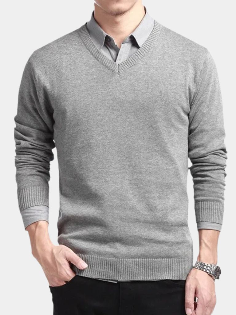 https://cdn.shopify.com/s/files/1/0713/1050/8289/files/essential-pullover-cross-crown-382882.jpg?v=1772480535