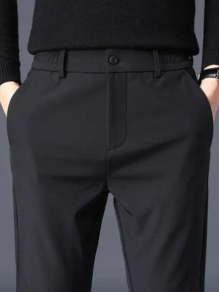 https://cdn.shopify.com/s/files/1/0713/1050/8289/files/essential-stretchy-trousers-cross-crown-539921.jpg?v=1754071110