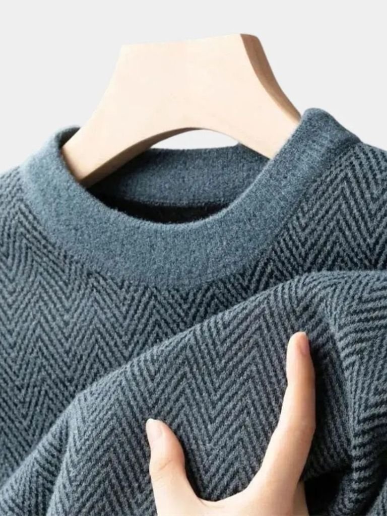 https://cdn.shopify.com/s/files/1/0713/1050/8289/files/essential-wool-sweater-cross-crown-109953.jpg?v=1772486388