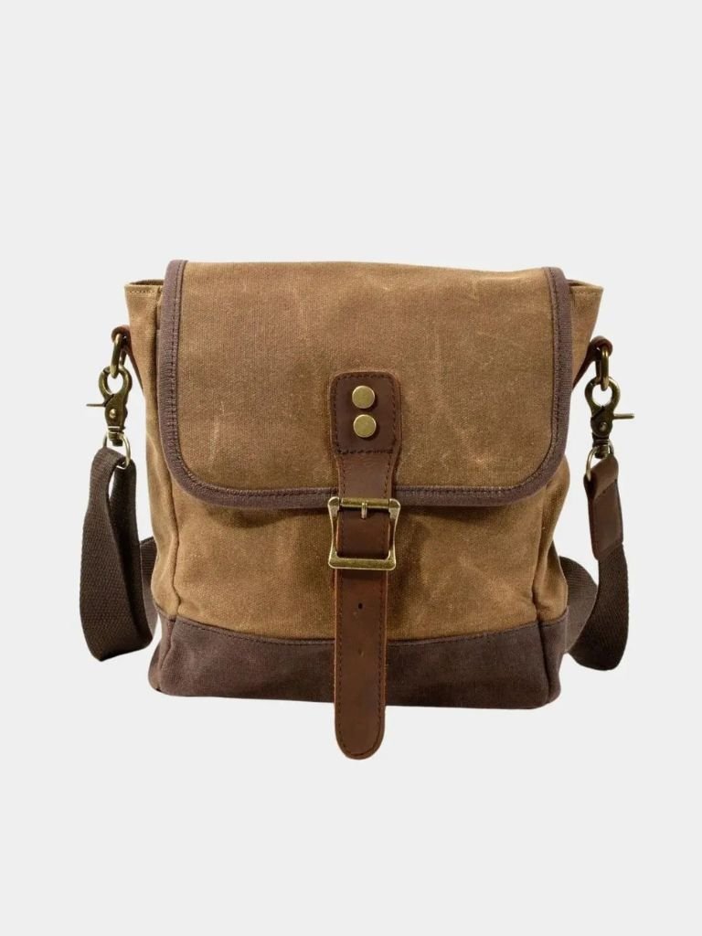 https://cdn.shopify.com/s/files/1/0713/1050/8289/files/leather-crossbody-shoulder-bag-cross-crown-531960.jpg?v=1748047500