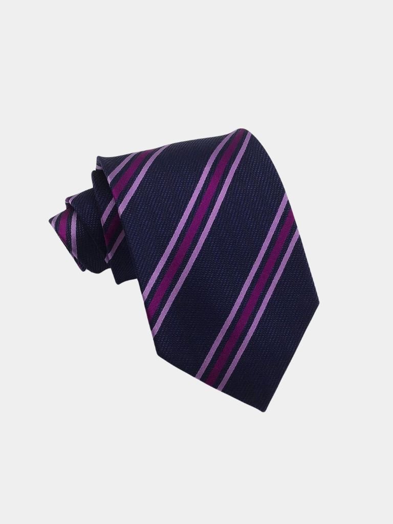 https://cdn.shopify.com/s/files/1/0713/1050/8289/files/navy-ledger-tie-cross-crown-450348.jpg?v=1748047076