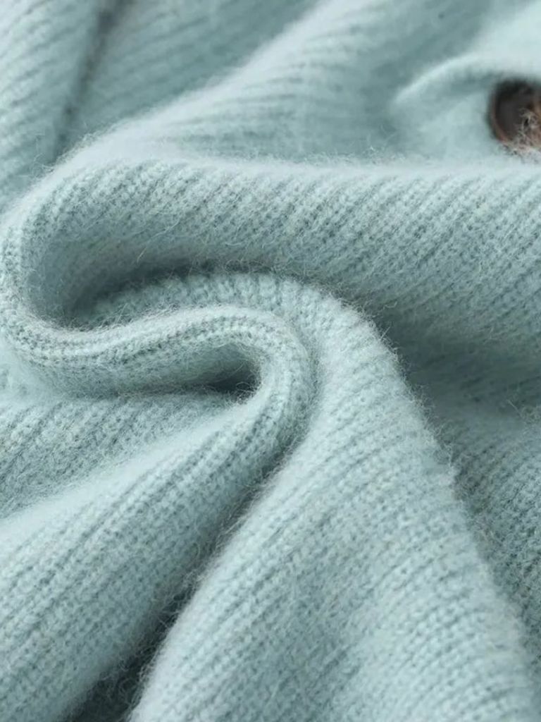 Soft Haven Cashmere Sweater - Areistore